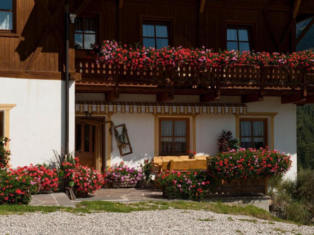 Apartment House Niedermunthof Sass Rigais, Villnoess Luaran gambar